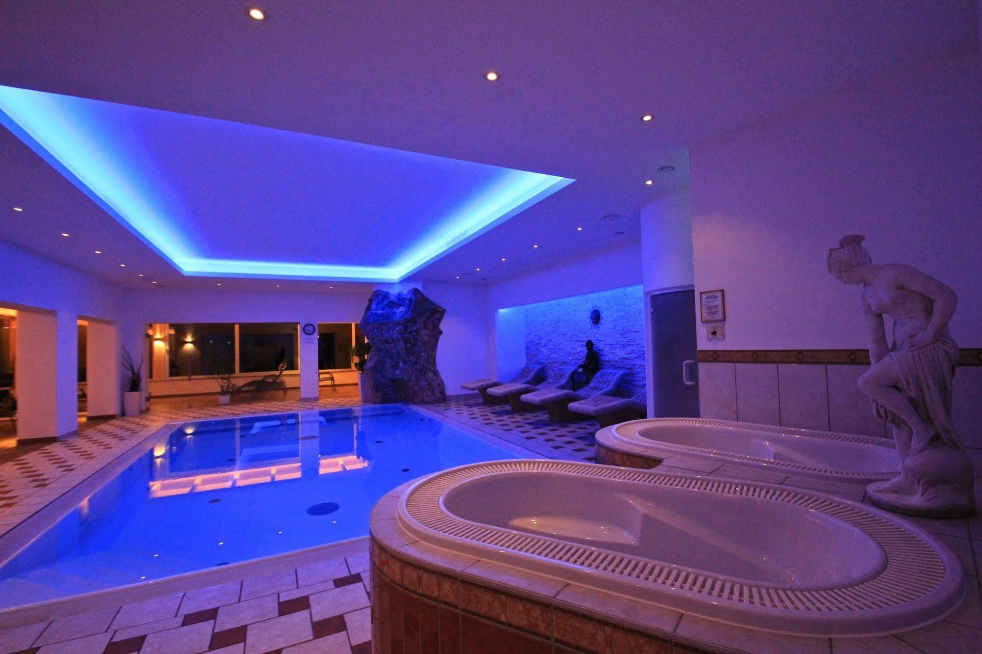 Alpenhotel Weiherbach Berchtesgaden Hallenbad Und Sauna Bagian luar foto